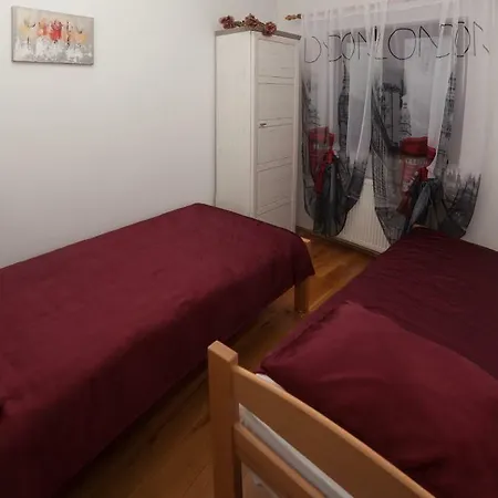 Kanjer 1 Apartman *