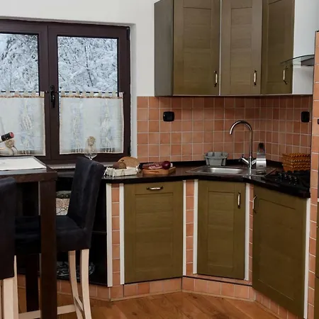 Apartman Kanjer 1 *