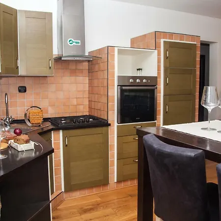 Kanjer 1 Apartment *